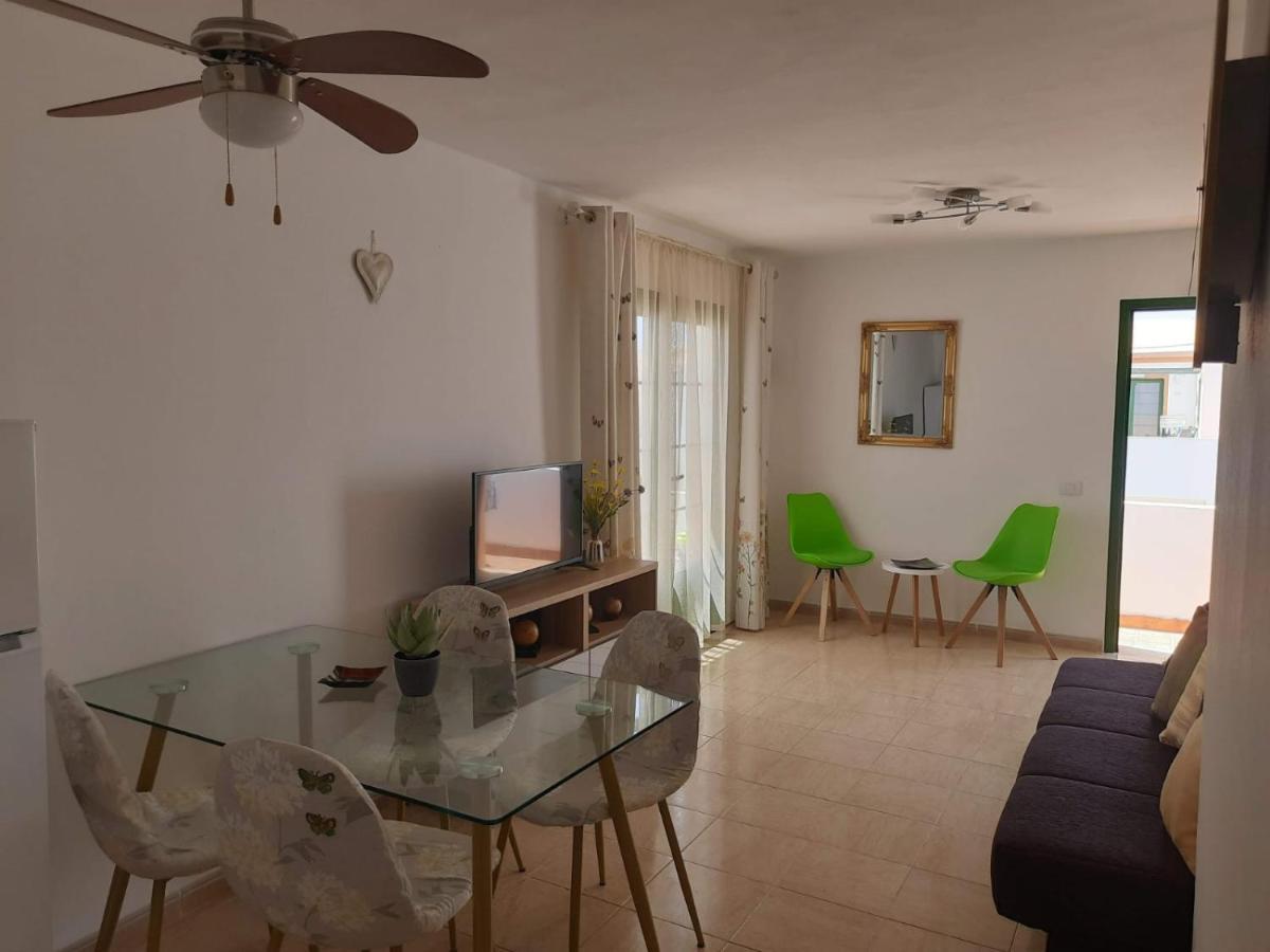 Castillo Holiday Apartment- Puerta Del Sol 245 كاليتا ذي فوستي المظهر الخارجي الصورة