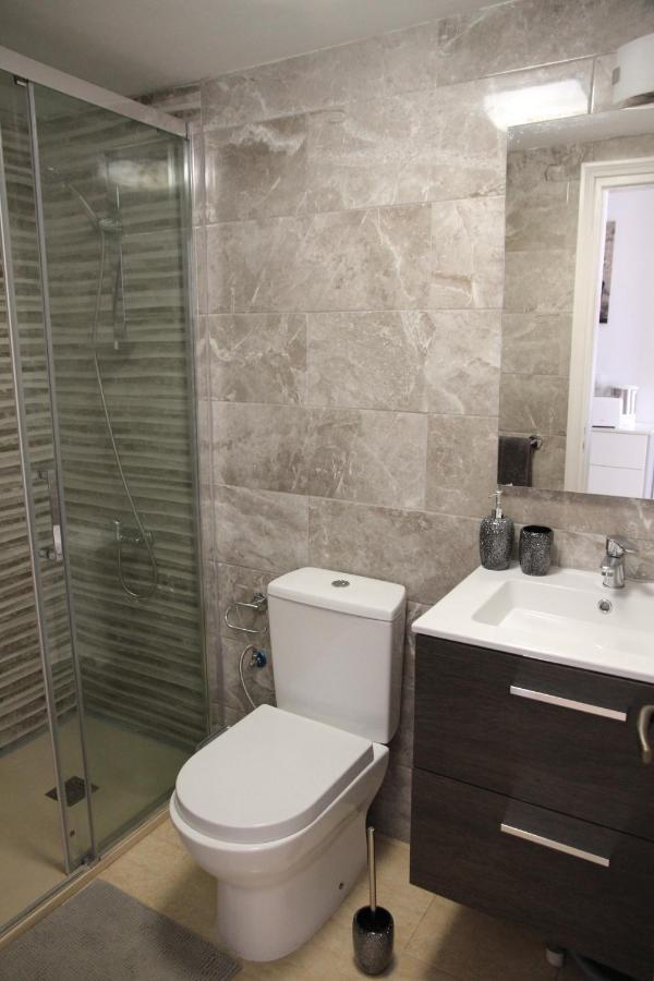 Castillo Holiday Apartment- Puerta Del Sol 245 كاليتا ذي فوستي المظهر الخارجي الصورة